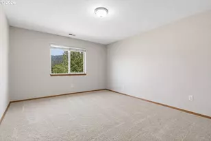 13811 SE Gannon Dr, Clackamas, OR 97015 - Photo 12