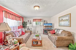 1655 Alexandra Ave, Woodburn, OR 97071 - Photo 14