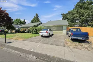 1655 Alexandra Ave, Woodburn, OR 97071 - Photo 4
