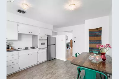 3911 NE Killingsworth St #7, Portland, OR 97211 - Photo 6