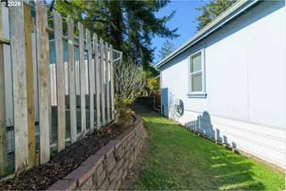570 Shorepines Pl, Coos Bay, OR 97420 - Photo 14