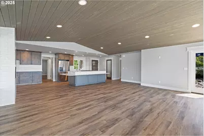 2997 NE Loop Dr, Otis, OR 97368 - Photo 6