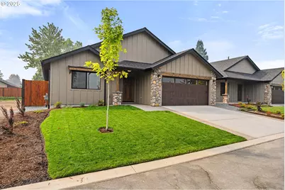 1025 River Mist Ln, Grants Pass, OR 97527 - Photo 1