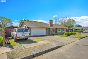 1334 NE 22nd St, Gresham, OR 97030 - Photo 32