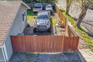 1334 NE 22nd St, Gresham, OR 97030 - Photo 26