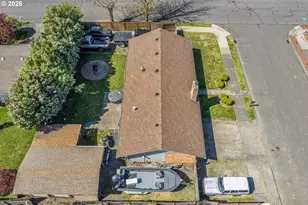 1334 NE 22nd St, Gresham, OR 97030 - Photo 28