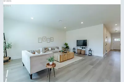 741 Periander Way, Harrisburg, OR 97446 - Photo 6