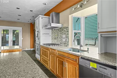 4219 SW Condor Ave, Portland, OR 97239 - Photo 20