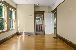 4219 SW Condor Ave, Portland, OR 97239 - Photo 12