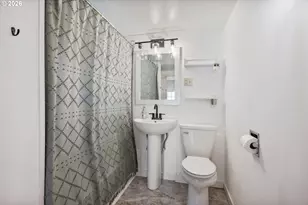 1514 N 1st Ave, Kelso, WA 98626 - Photo 14
