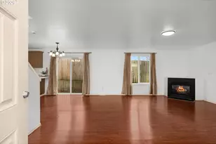 8704 SE Rhone St, Portland, OR 97266 - Photo 4