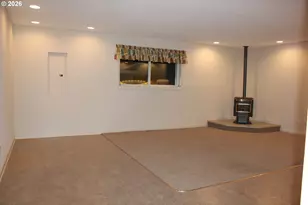 911 Cummings Ln, Keizer, OR 97303 - Photo 14