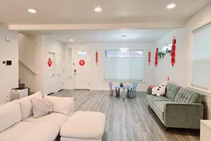 12740 SE Gateway Dr, Happy Valley, OR 97086 - Photo 2