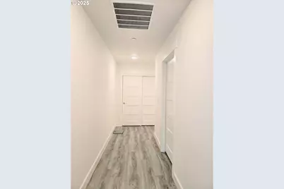 12740 SE Gateway Dr, Happy Valley, OR 97086 - Photo 16