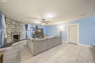 821 Johnson St, Woodburn, OR 97071 - Photo 20