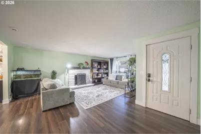 821 Johnson St, Woodburn, OR 97071 - Photo 4