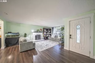 821 Johnson St, Woodburn, OR 97071 - Photo 4