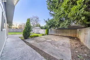 821 Johnson St, Woodburn, OR 97071 - Photo 30