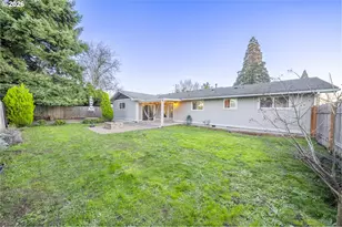 821 Johnson St, Woodburn, OR 97071 - Photo 32