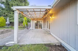 821 Johnson St, Woodburn, OR 97071 - Photo 28