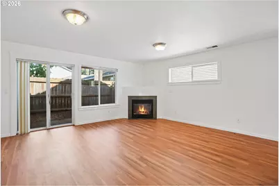 12631 SE Division St #B, Portland, OR 97236 - Photo 6