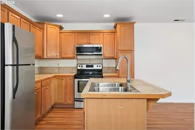 12631 SE Division St #B, Portland, OR 97236 - Photo 12
