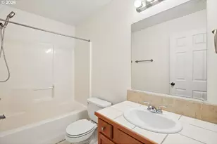 12631 SE Division St, Portland, OR 97236 - Photo 26