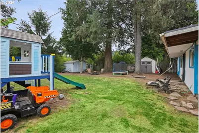 2236 SE 185th Ave, Portland, OR 97233 - Photo 28