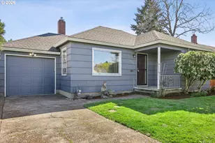 9306 SE Salmon St, Portland, OR 97216 - Photo 24