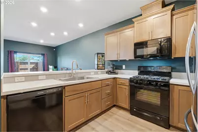 1379 19th Pl, Forest Grove, OR 97116 - Photo 10