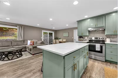 1401 Pauli Dr, Kelso, WA 98626 - Photo 10