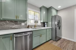 1401 Pauli Dr, Kelso, WA 98626 - Photo 16