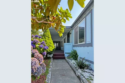 16063 Driftwood Ln #26, Brookings, OR 97415 - Photo 2