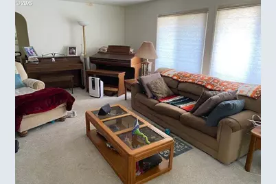 8017 Old Highway 99, Roseburg, OR 97470 - Photo 4