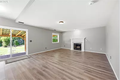554 SW 12th Cir, Troutdale, OR 97060 - Photo 12