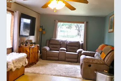 250 E 2nd St, Long Creek, OR 97856 - Photo 12