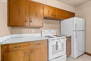 456 NW Dennis Ave, Hillsboro, OR 97124 - Photo 14