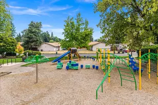 456 NW Dennis Ave, Hillsboro, OR 97124 - Photo 38