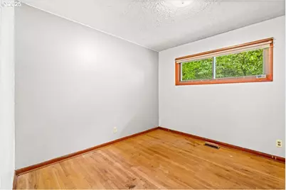 456 NW Dennis Ave, Hillsboro, OR 97124 - Photo 24