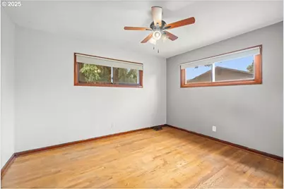 456 NW Dennis Ave, Hillsboro, OR 97124 - Photo 18