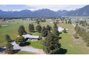 44046 Pocahontas Rd, Baker City, OR 97814 - Photo 2