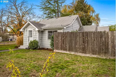 1605 Cottage St, Salem, OR 97301 - Photo 22