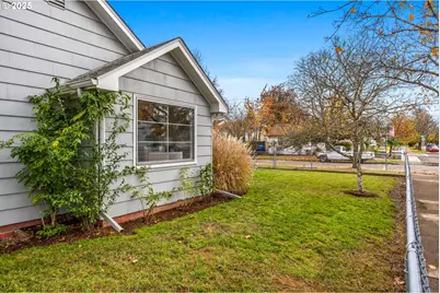 1605 Cottage St, Salem, OR 97301 - Photo 4