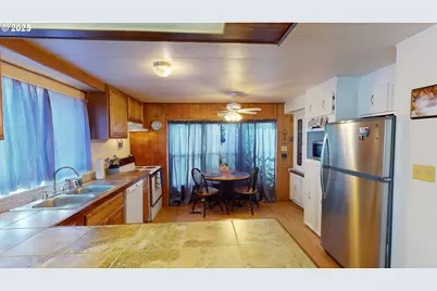 98042 W Benham Ln #2, Brookings, OR 97415 - Photo 6