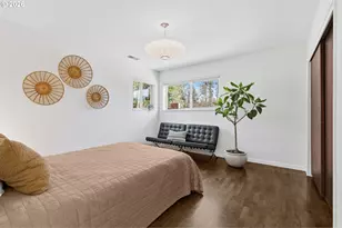 275 E 39th Ave, Eugene, OR 97405 - Photo 16