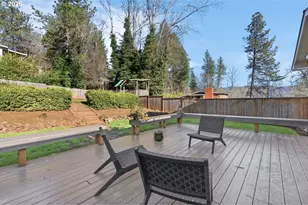 275 E 39th Ave, Eugene, OR 97405 - Photo 36