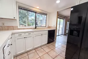 4246 Spring Rock Cir, West Linn, OR 97068 - Photo 8