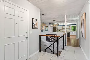 18148 Pioneer Ct, Lake Oswego, OR 97034 - Photo 12