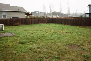 1421 W 15th Ave, La Center, WA 98629 - Photo 16