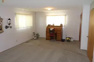 307 Wagner St, Enterprise, OR 97828 - Photo 14